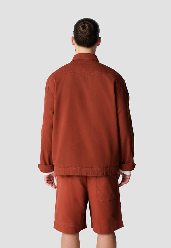 ARC HYBRID SHIRT - model