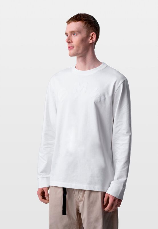 ARC OVERSIZED LS T-SHIRT - model