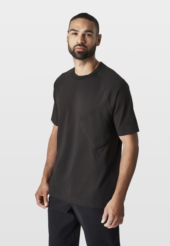 MICRO M RAGLAN T-SHIRT - model