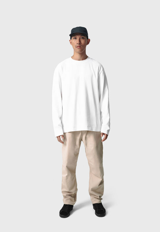 REVERSE M LS OVERSIZED T-SHIRT - model