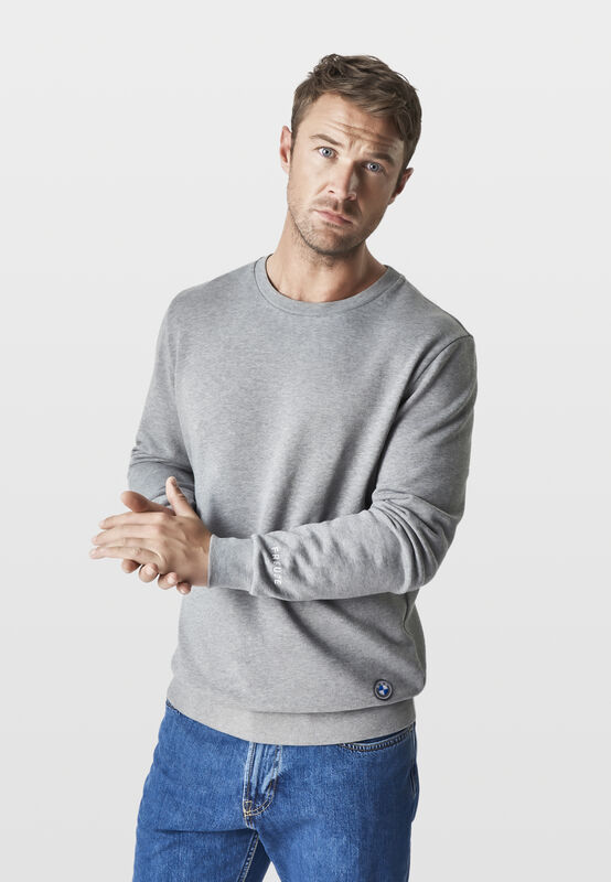 MICRO DOT SWEAT CREW - model