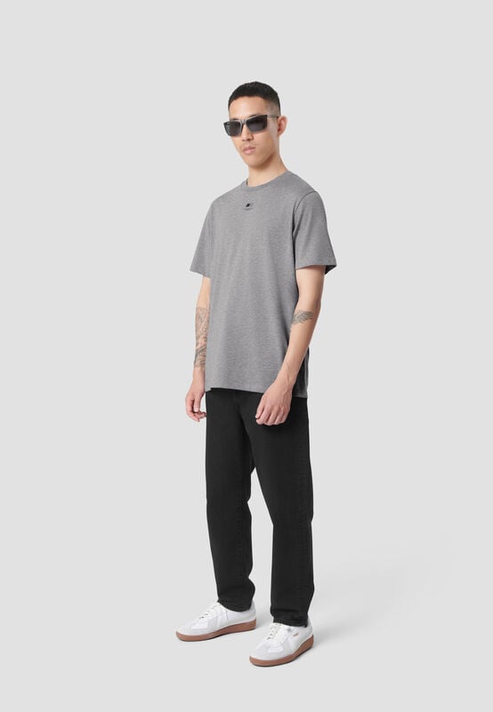 CORE MICRO M T-SHIRT - model