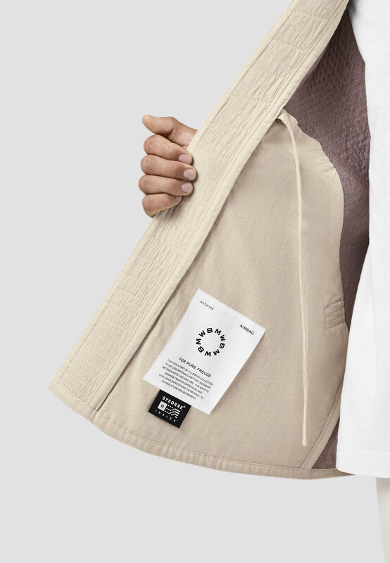 ARC BYBORRE KIMONO - model
