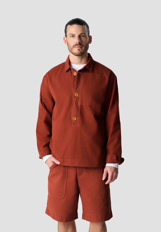 ARC HYBRID SHIRT - model