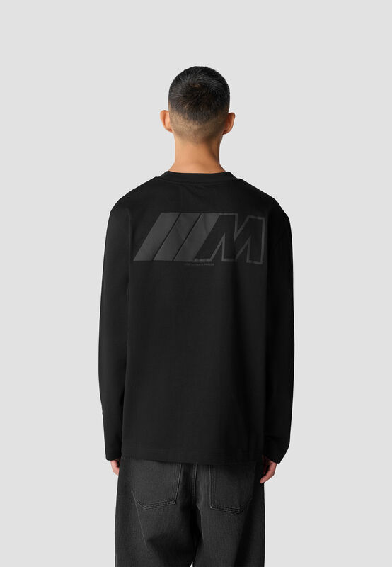 REVERSE M LS OVERSIZED T-SHIRT - model
