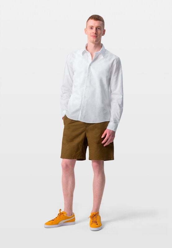 LONG SLEEVE SHIRT - model