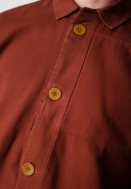 ARC HYBRID SHIRT - model