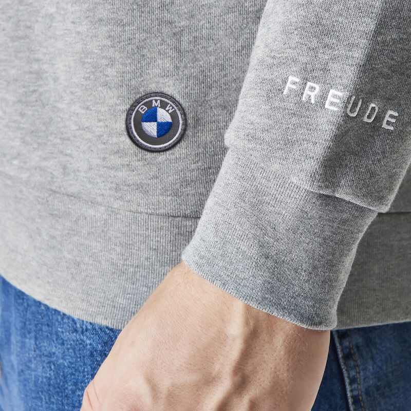 MICRO DOT SWEAT CREW - model