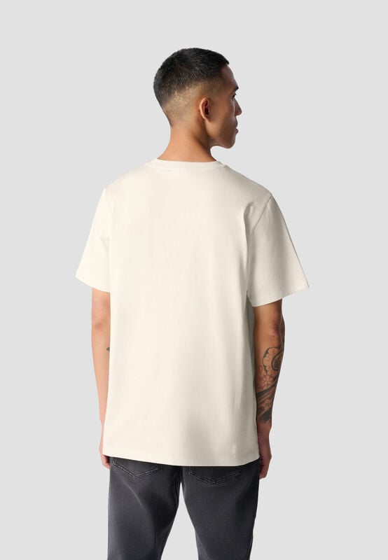 CORE LARGE BMW T-SHIRT - model