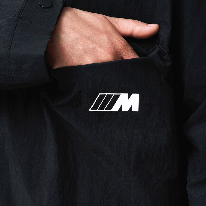 MICRO M TRAVEL JACKET - model