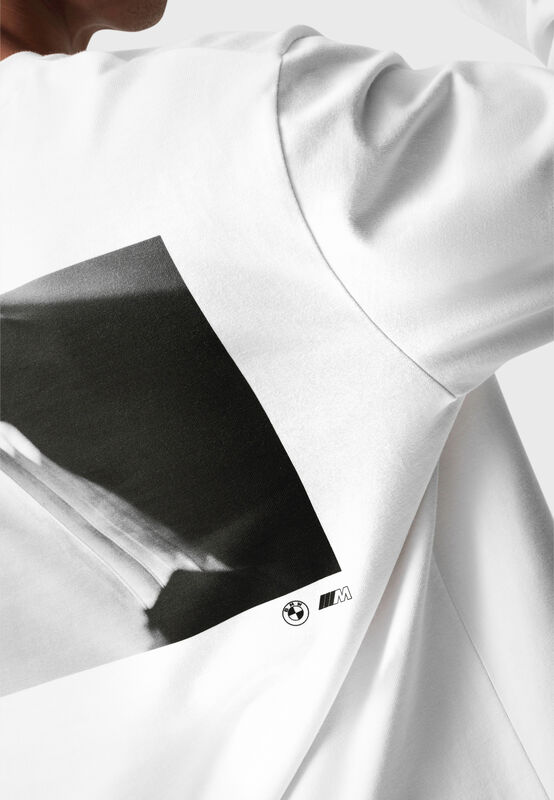 REVERSE M LS OVERSIZED T-SHIRT - model