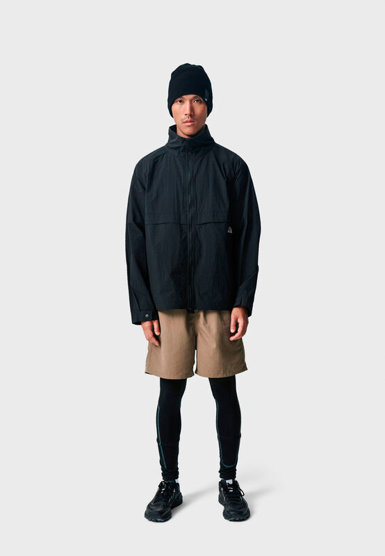 LABEL M BEANIE - model