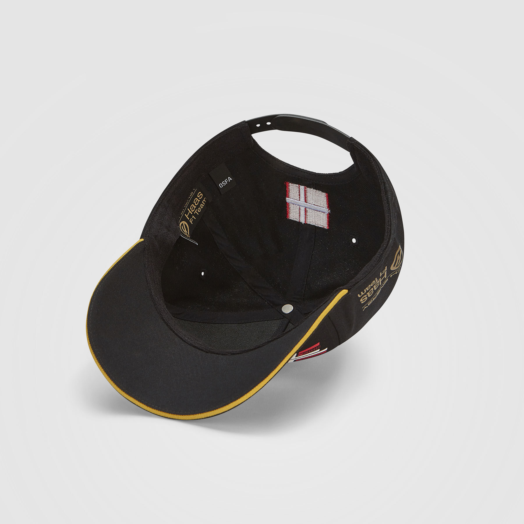 kevin magnussen hat