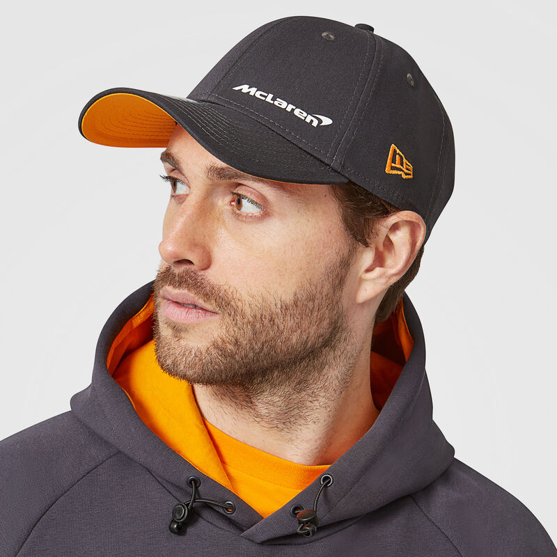 MCLAREN ESSENTIALS 940SS CAP - Antracit