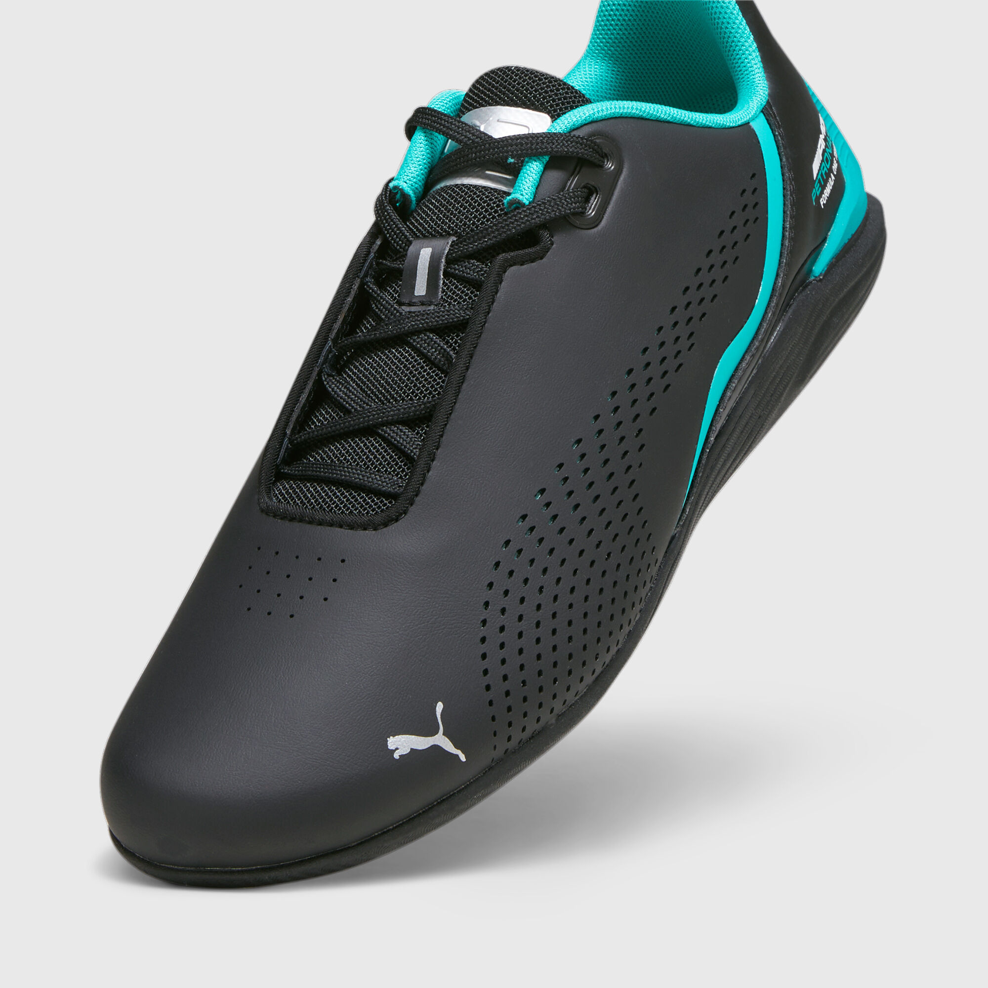 Puma cheap cat trainers