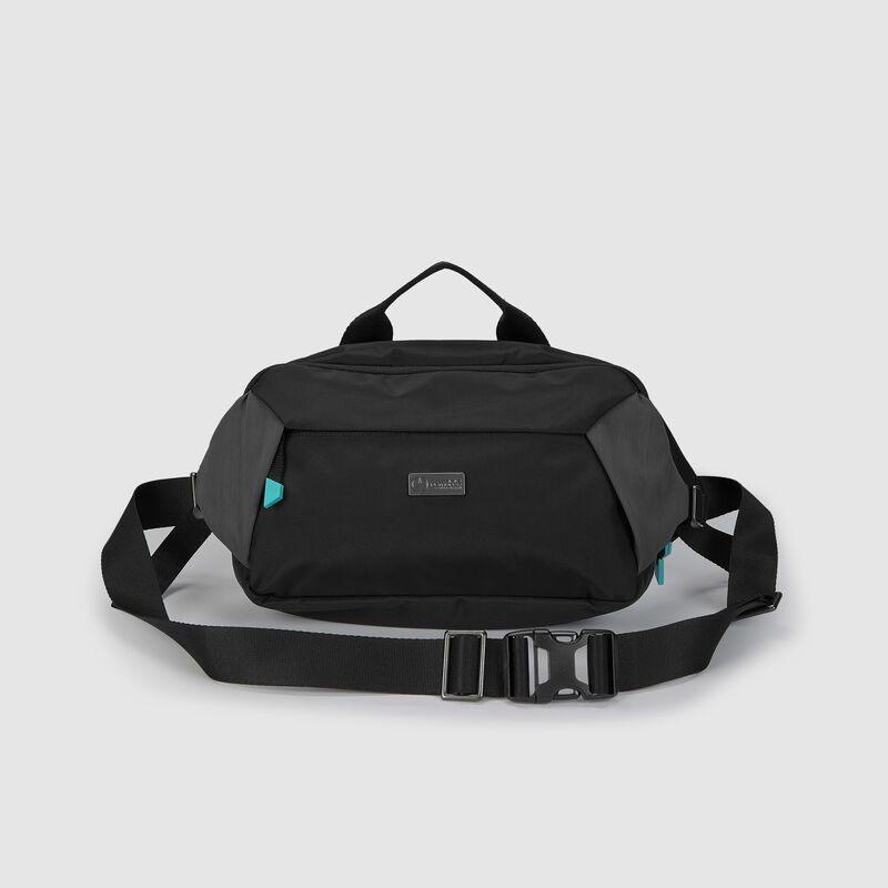 Cross Body Bag 2024 - Mercedes-AMG F1 - Black ONE SIZE - 8719203403953 - Fuel For Fans F1 Merchandise store