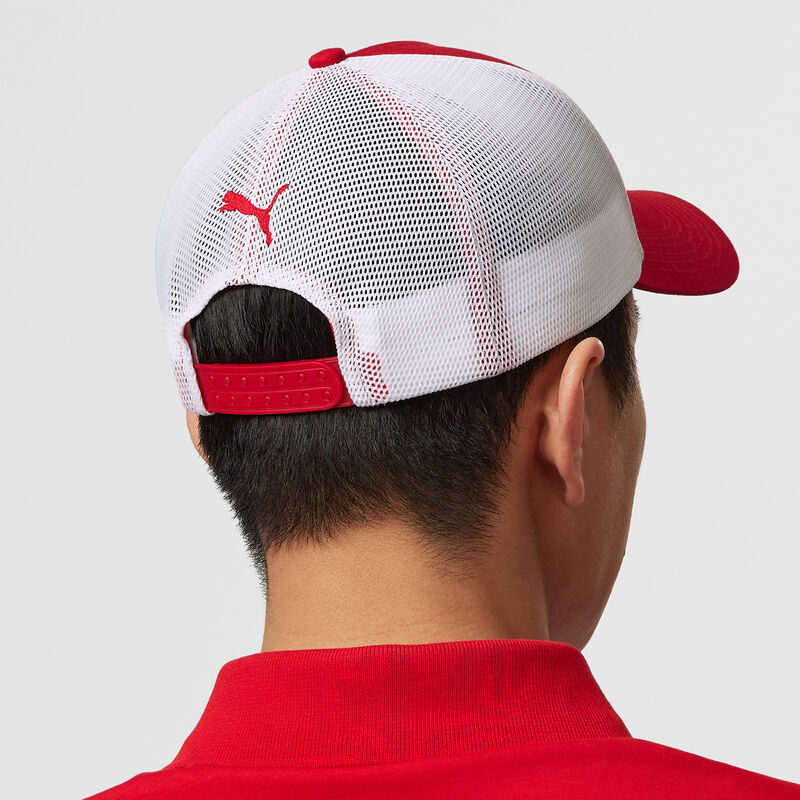 SF FW TRUCKER CAP - red