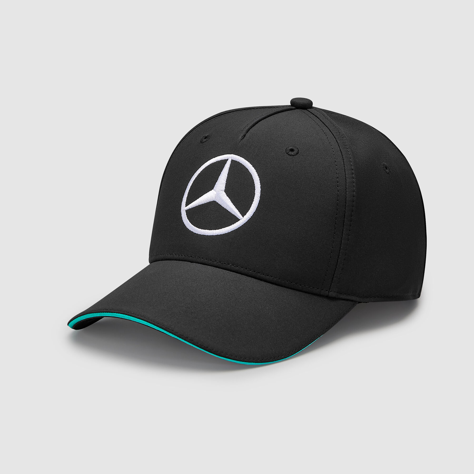 Mercedes hat 2025