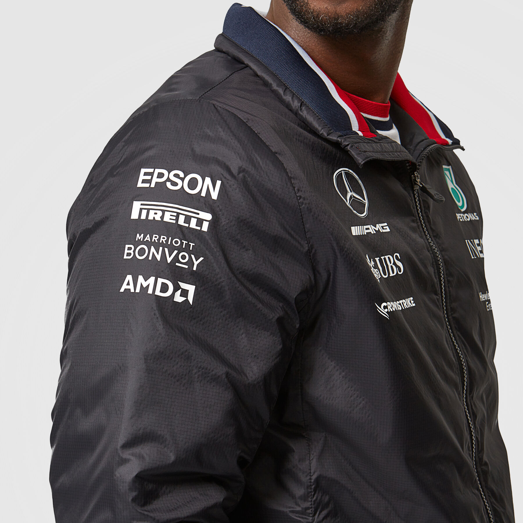 Veste petronas deals amg