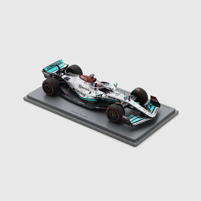 George Russell 1:43 Mercedes-AMG F1 W13 E Performance Model