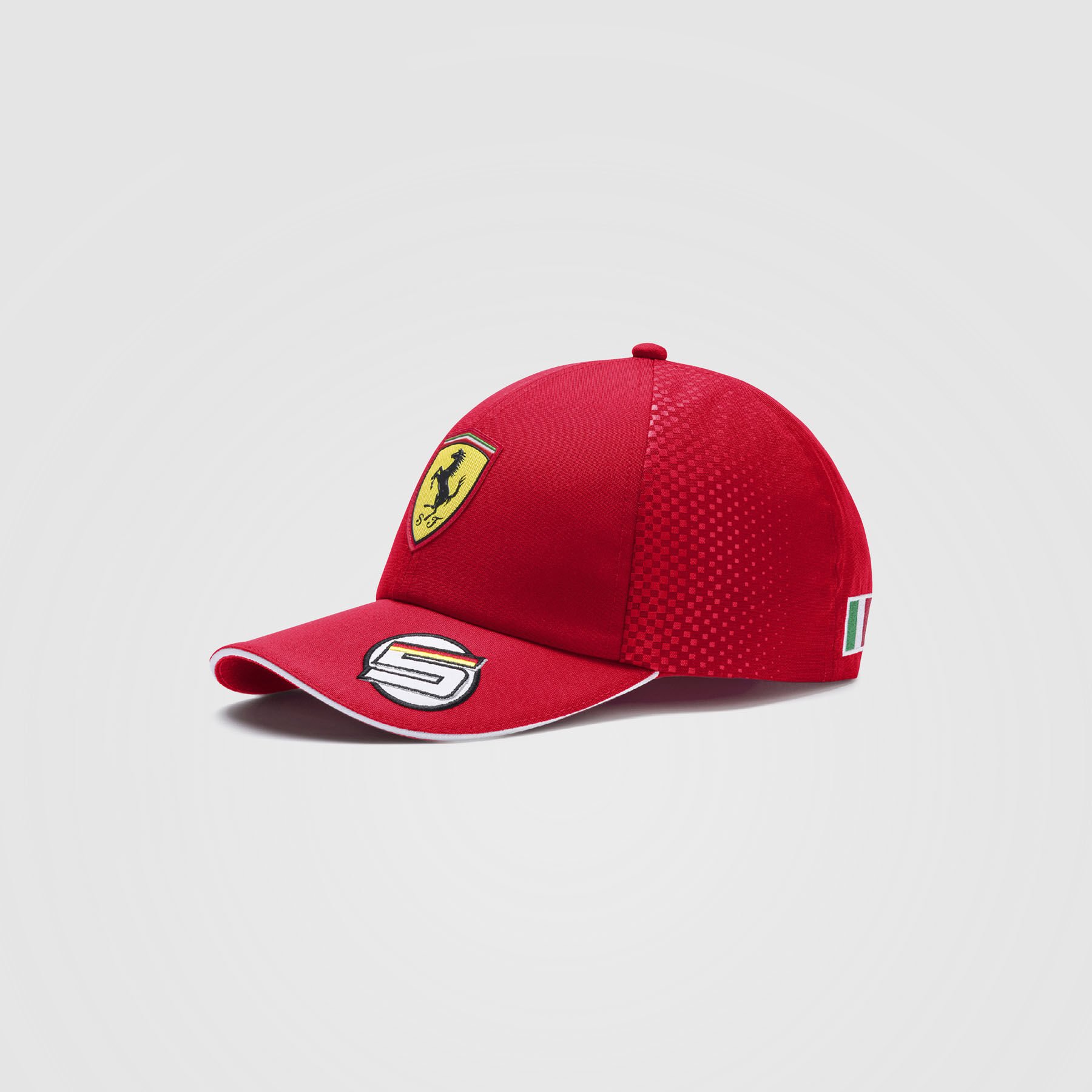 Vettel discount ferrari cap