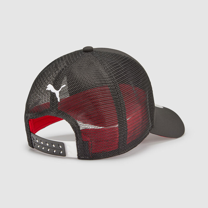 F1 LS STATEMENT TRUCKER CAP - black