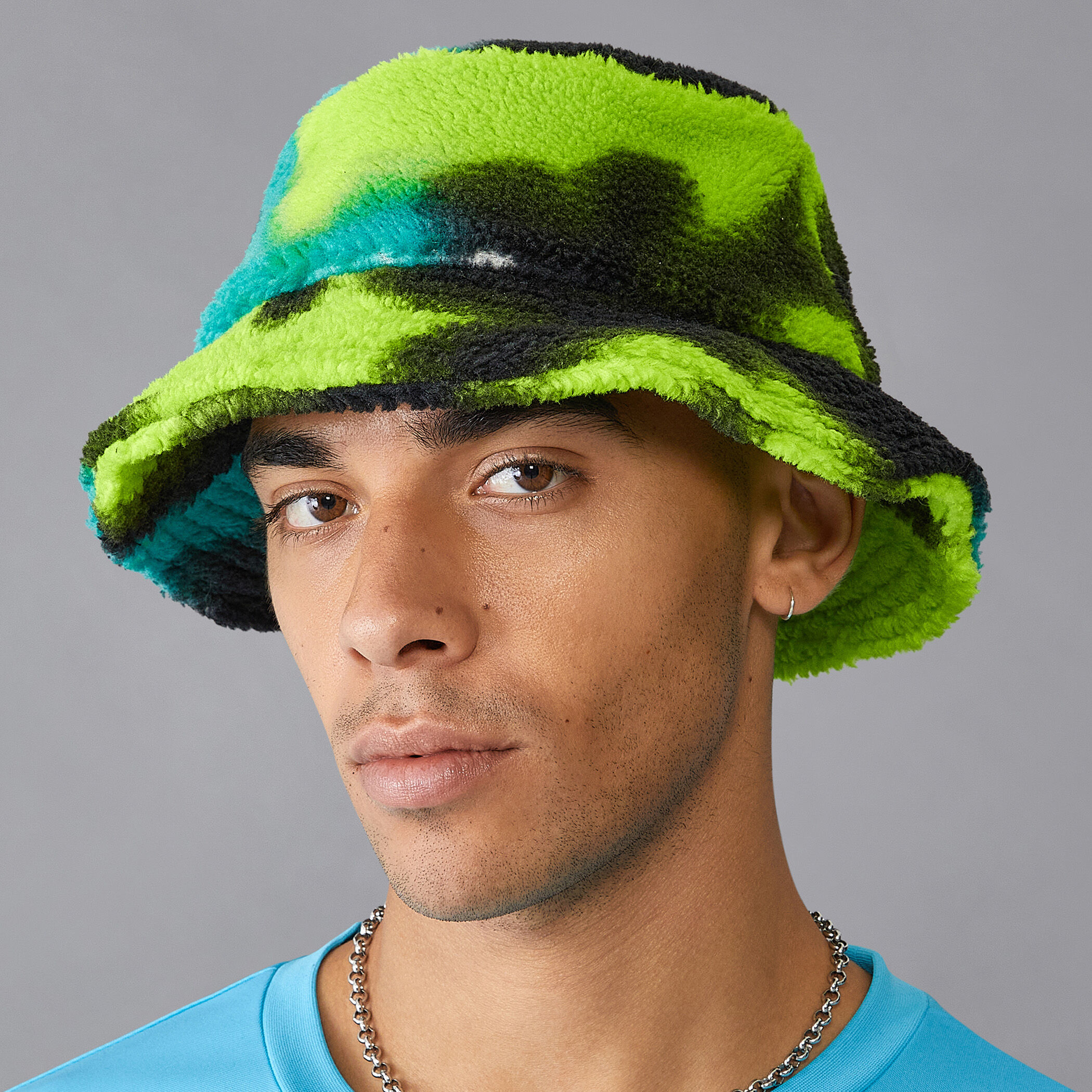 Spray Camo Fleece Bucket Hat Mercedes AMG F1 Fuel For Fans