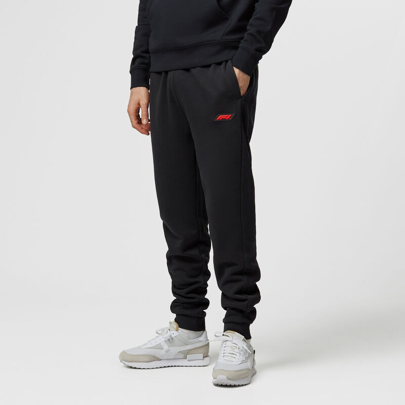 F1 FW SWEATPANTS - black