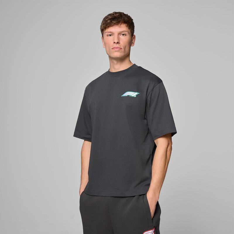 F1 FW LEGACY GRAPHIC TEE - black