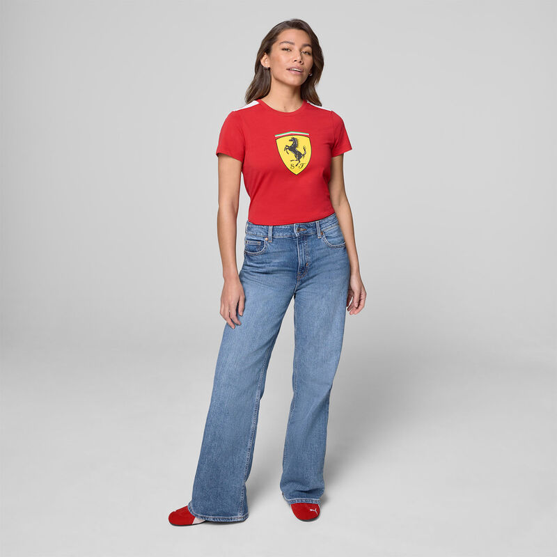 SF FW WOMENS LARGE SHIELD TEE - red
