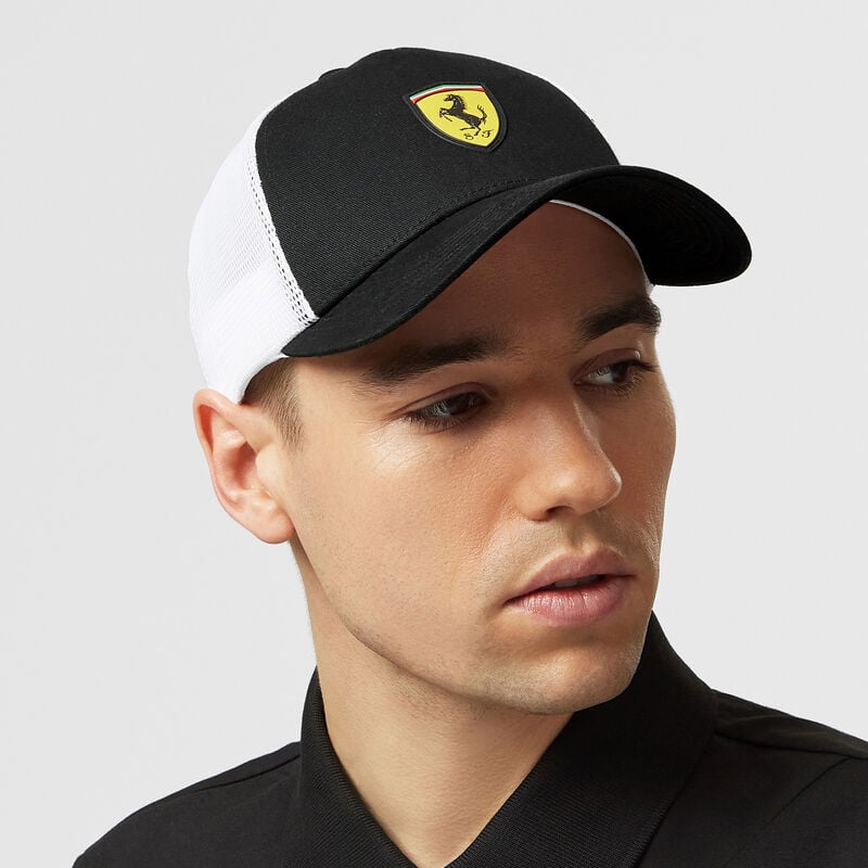 Gorra De Camionero Color Crudo Y Negra Con Bordado "NYC" De DESIGN