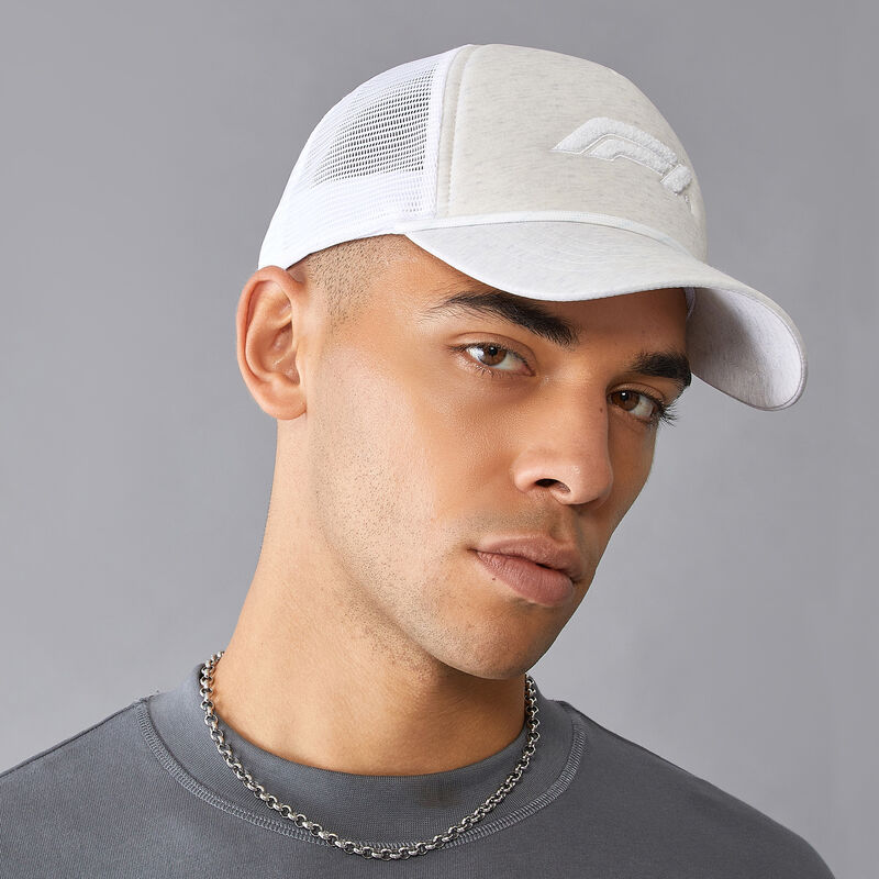 F1 FW BOUCLE TRUCKER CAP - white