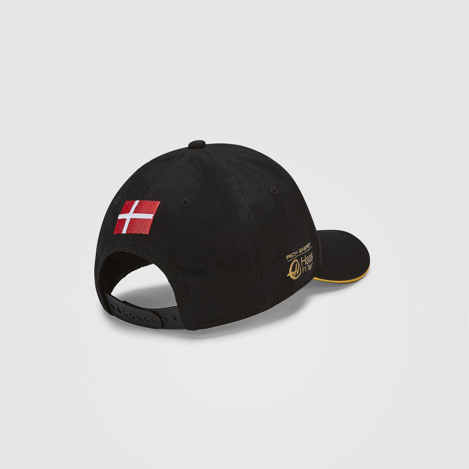 kevin magnussen hat