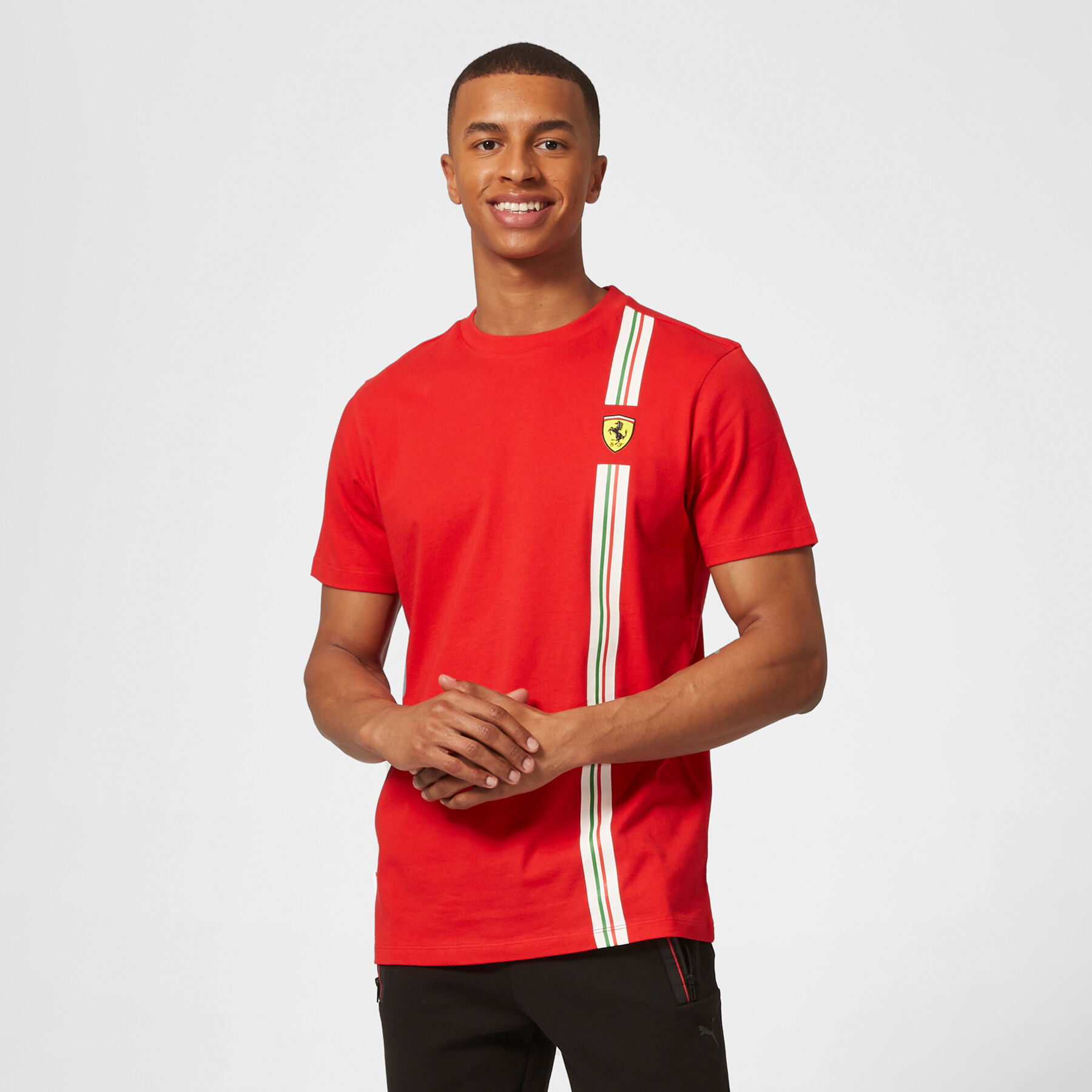 T shirt con bandiera italiana Scuderia Ferrari Fuel For Fans