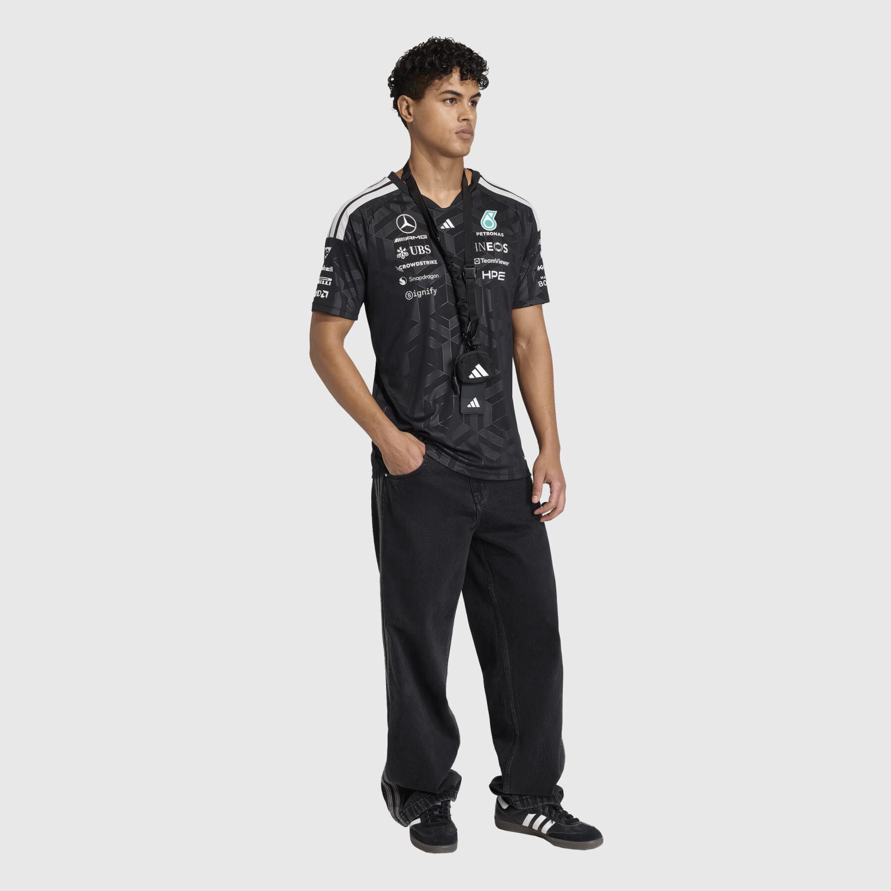 adidas 2026 Team Driver T-shirt - Mercedes-AMG F1 | Fuel For Fans