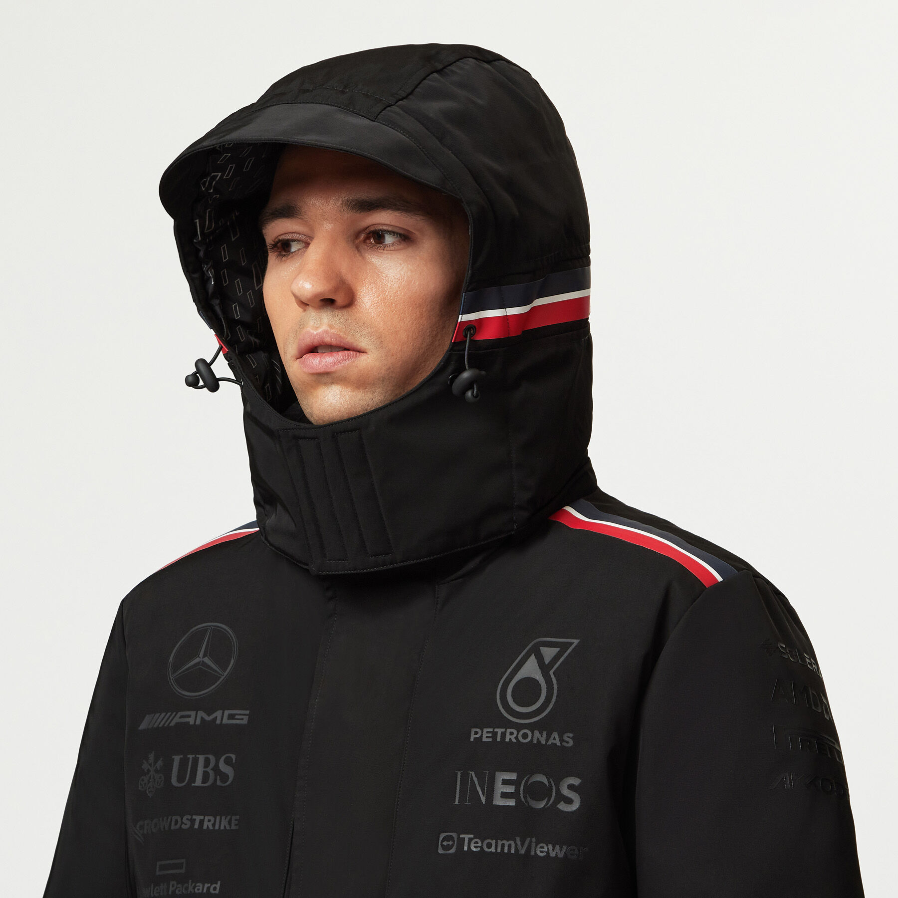 Chaqueta con relleno del equipo 2023 Mercedes AMG F1 Fuel For Fans