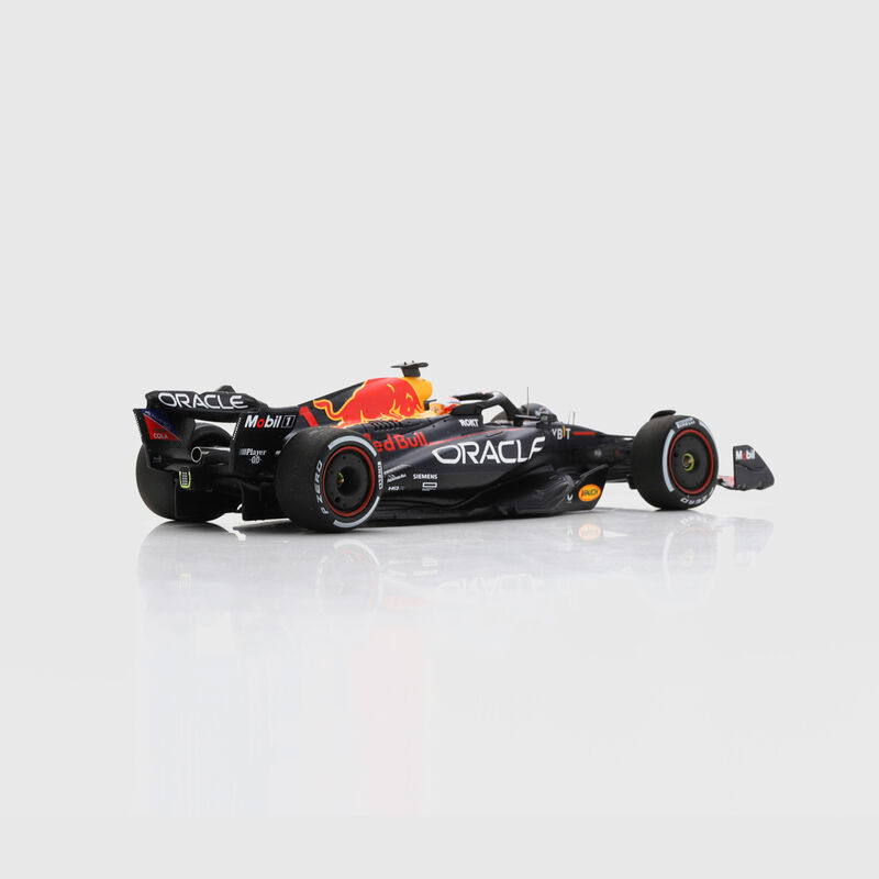 RBR VERSTAPPEN 1:43 SCALE MODEL CAR - black