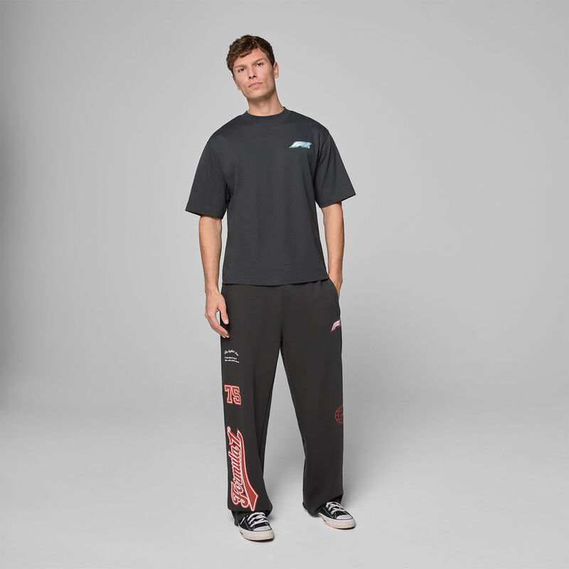 F1 FW LEGACY GRAPHIC TEE - black