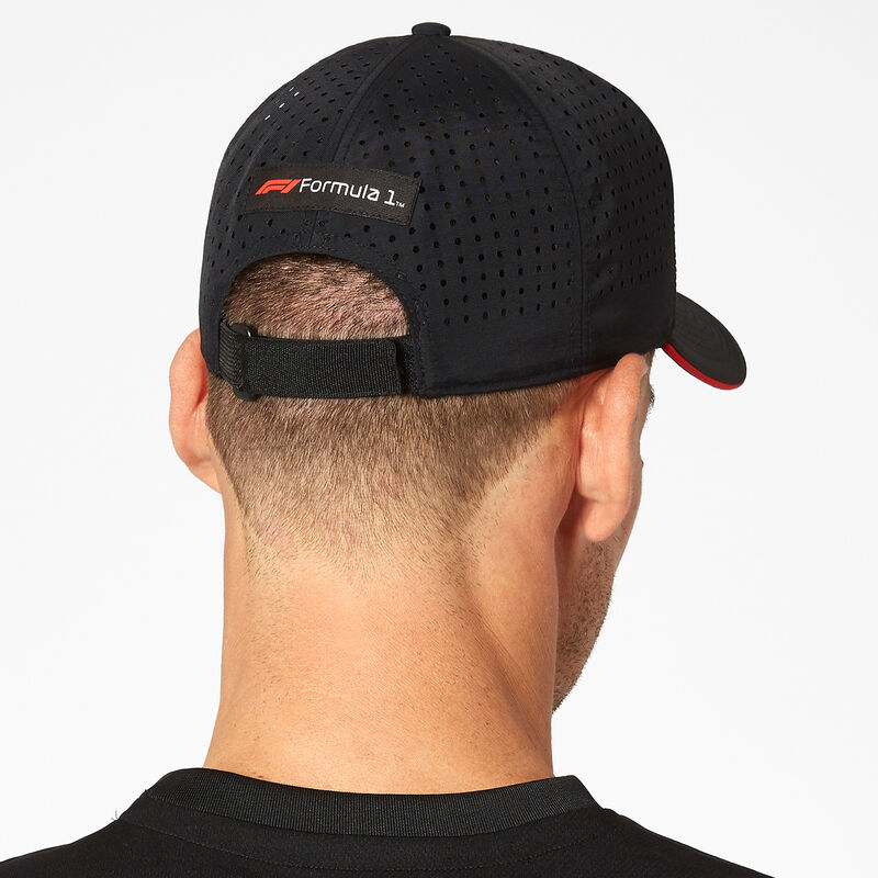 F1 FW TECH BASEBALL CAP - black