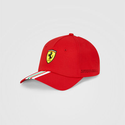 Casquette avec drapeau italien