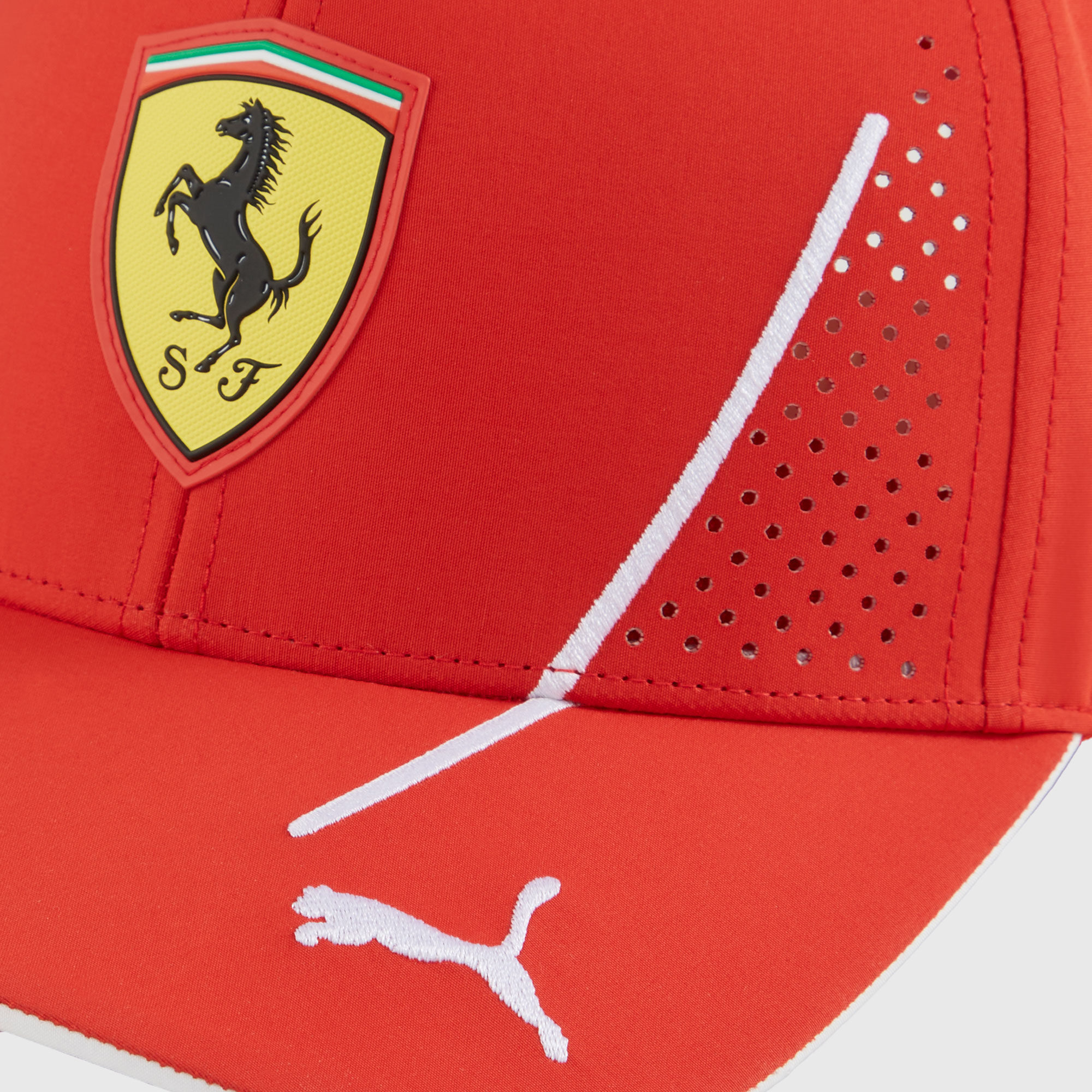 Gorra del piloto Charles Leclerc 2024 Scuderia Ferrari F1 Fuel For Fans