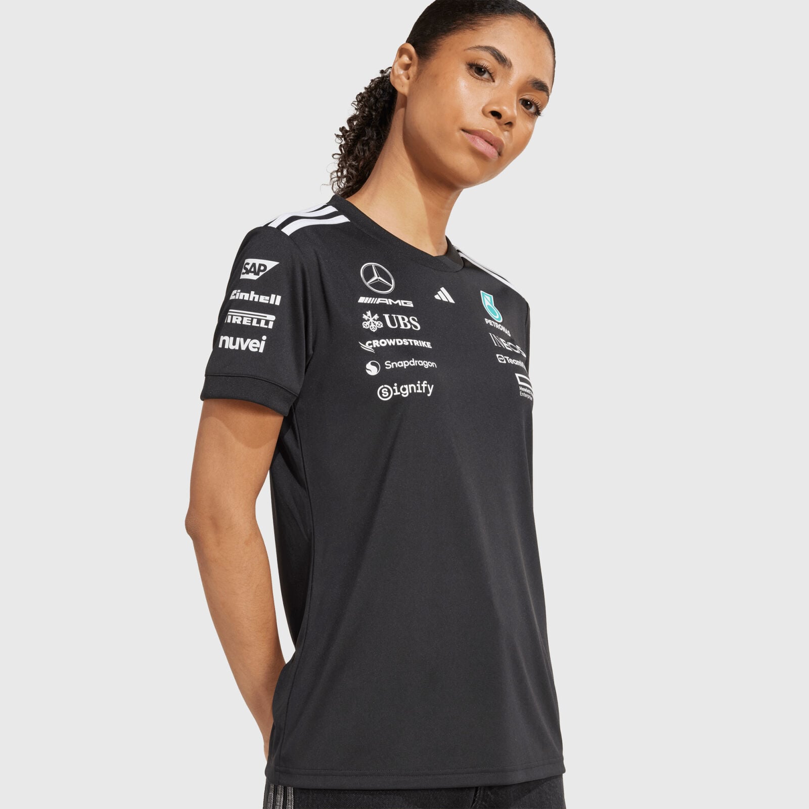 Vêtement Formule 1 Officiel T-shirt Mercedes AMG Petronas F1 2024 - Manches Longues Homme T-shirt Fan F1 2024 Vêtement Formule 1 Officiel T-shirt Mercedes AMG Petronas F1 2024 - Manches Longues Homme T-shirt Fan F1 2024