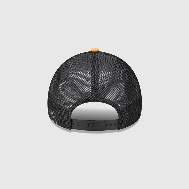 MCLAREN SL LIFESTYLE CORE EF TRUCKER - black