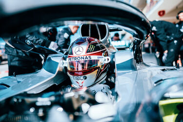 Shop Official Lewis Hamilton F1 Merchandise